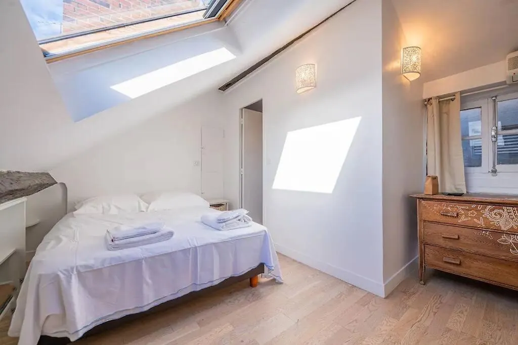 Apartmán Amazing Location Only 3 Minutes From Luxembourg Gargens Paříž 0*,