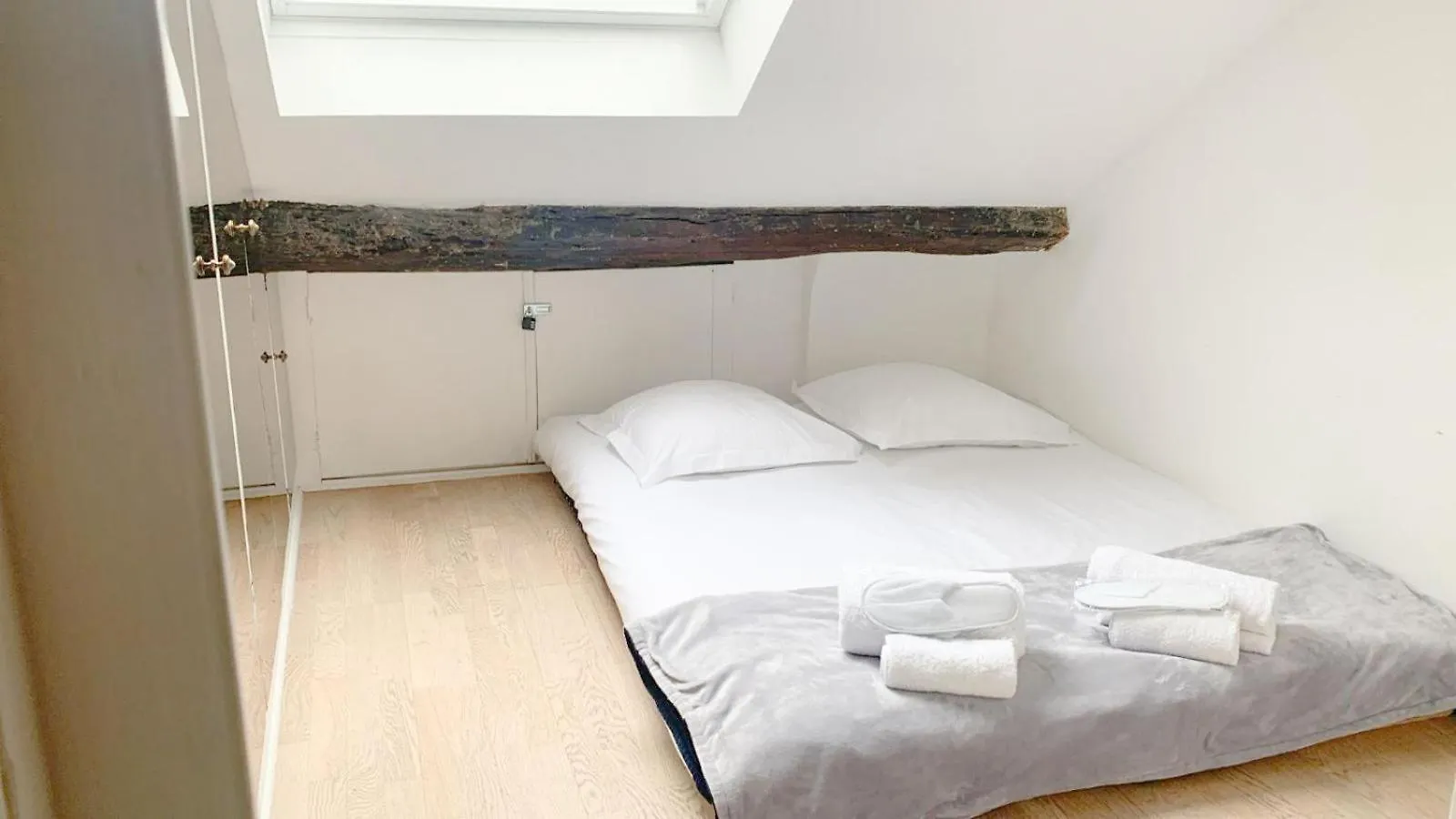 Amazing Location Only 3 Minutes From Luxembourg Gargens Apartment Paris