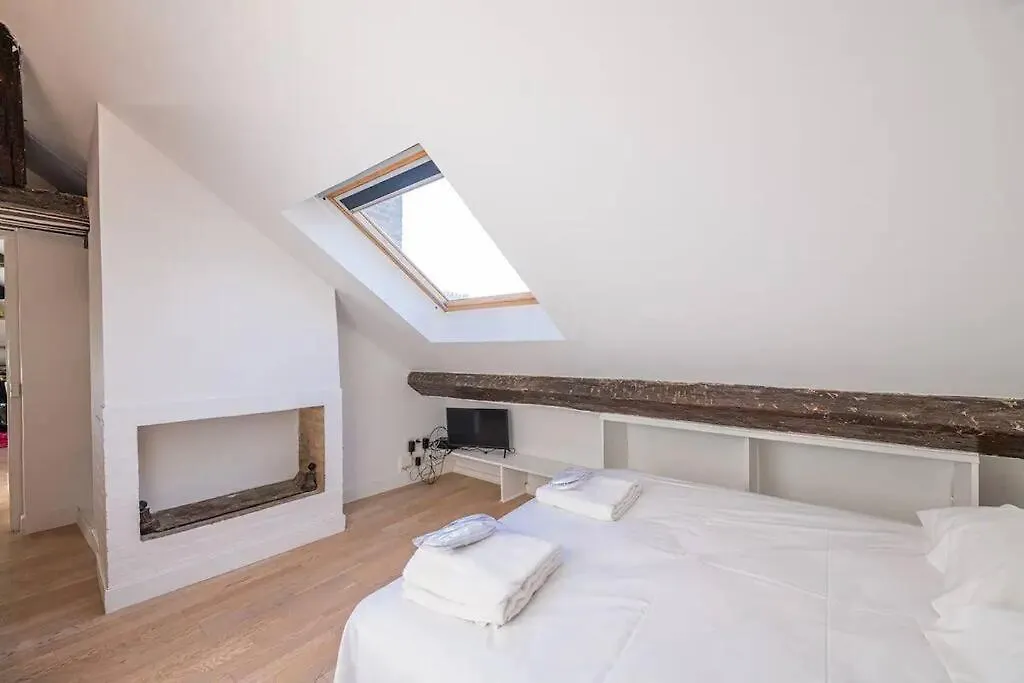 Amazing Location Only 3 Minutes From Luxembourg Gargens Apartment Paris France